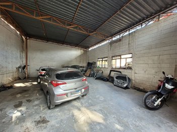 industrial em Solon Ildefonso da Silva, Vera Cruz - Contagem - MG