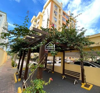 apartment em Rua Desembargador Pedro Silva, Coqueiros - Florianópolis - SC