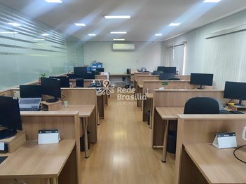 commercial_property em Quadra 2 Conjunto E, Setor de Indústrias Bernardo Sayão (Núcleo Bandeirante) - Brasília - DF