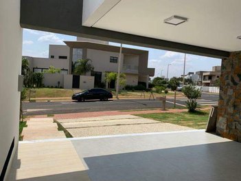 house em Avenida Argemiro Evangelista Ferreira, Shopping Park - Uberlândia - MG
