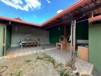 house em Rua Doutor Cícero de Castro, Industrial - Contagem - MG