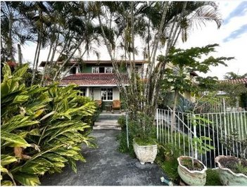 house em Estrada Washington Luís, Sapê - Niterói - RJ