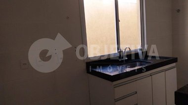 apartment em Rua Antônio Fortunato da Silva, Santa Mônica - Uberlândia - MG