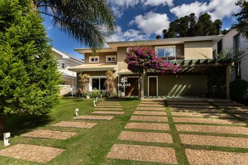 house em Rua Vitório Sbalqueiro, Vista Alegre - Curitiba - PR