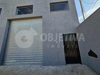 business em Avenida Dom Pedro II, Alto Umuarama - Uberlândia - MG