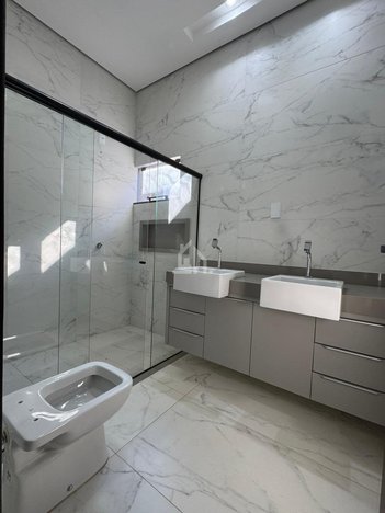house em Rua RG 21, Residencial Gameleira - Rio Verde - GO