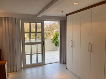 apartment em Estrada União e Indústria, Itaipava - Petrópolis - RJ
