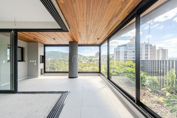 apartment em Rua Leopoldo Fischer, Atiradores - Joinville - SC