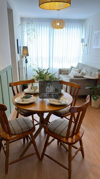 apartment em Rua Antônio Augusto Legutke, Jardim Country Club - Poços de Caldas - MG