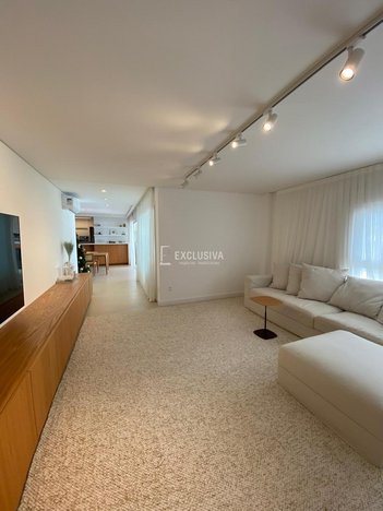 apartment em Rua dos Chernes, Jurerê - Florianópolis - SC