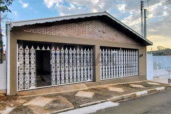 house em Rua Rui Barbosa, Vila Nova - São Pedro - SP