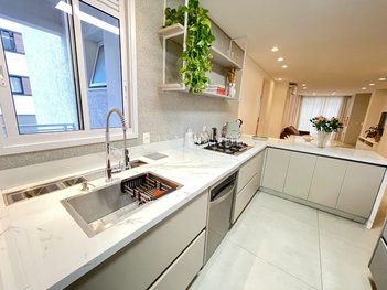 apartment em Rua Henrique Max Baggenstoss, Saguaçu - Joinville - SC
