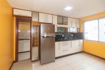 apartment em Rua Professor João de Souza Ribeiro, Humaitá - Porto Alegre - RS