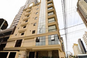 apartment em Rua 312, Meia Praia - Itapema - SC