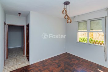 apartment em Rua Roque Calage, Passo da Areia - Porto Alegre - RS
