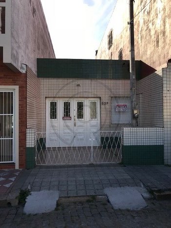 house em Rua Duque de Caxias, Centro - Rio Grande - RS