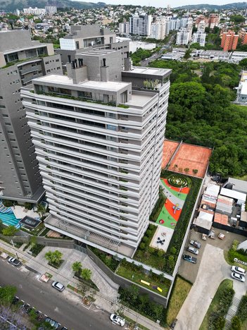 apartment em Rua Ivescio Pacheco, Jardim Europa - Porto Alegre - RS