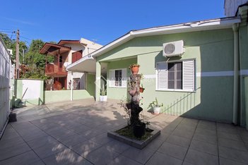 house em Rua Monte Flor, Jardim Floresta - Porto Alegre - RS