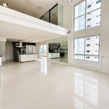 apartment em Rua Pascoal Vita, Vila Madalena - São Paulo - SP