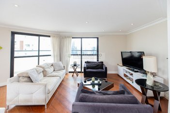 apartment em Rua Doutor José Áureo Bustamante, Santo Amaro - São Paulo - SP