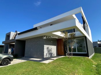 house em Rua Rio Divisa, Centro - Xangri-Lá - RS