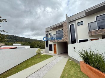 house em Rua Acelino Pereira, Potecas - São José - SC