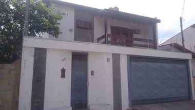 house em Rua Major João Romeiro Filho, Parque São Benedito - Pindamonhangaba - SP