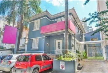 commercial_building em Quintino Bocaiuva, Rio Branco - Porto Alegre - RS