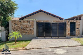 house em Estrada Pedreira Eldorado, Jardim Ipês - Cotia - SP