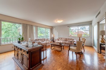 apartment em Rua Coronel Bordini, Boa Vista - Porto Alegre - RS