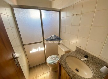 house em Avenida Comendador Alexandrino Garcia, Minas Gerais - Uberlândia - MG