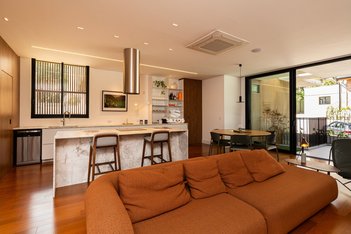 apartment em Rua Alberto Folloni, Juvevê - Curitiba - PR