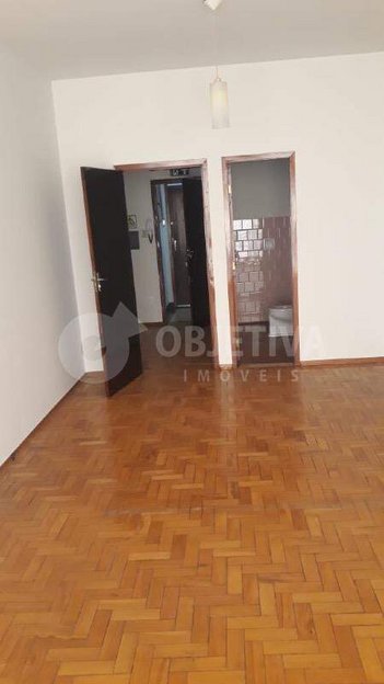 office em Avenida Floriano Peixoto, Centro - Uberlândia - MG