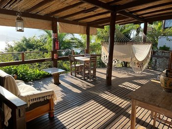 commercial_building em Jornalista Manoel de Menezes, Barra da Lagoa - Florianópolis - SC