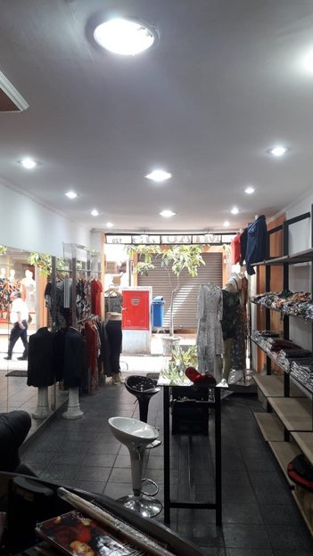 business em Rua José Paulino, Bom Retiro - São Paulo - SP