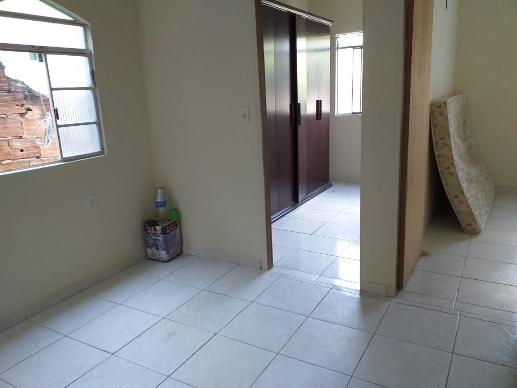 Casa com 3 quartos — Céu Azul, Belo Horizonte
