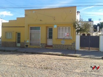 house em Rua Fabrício Pilar, Centro - Bagé - RS