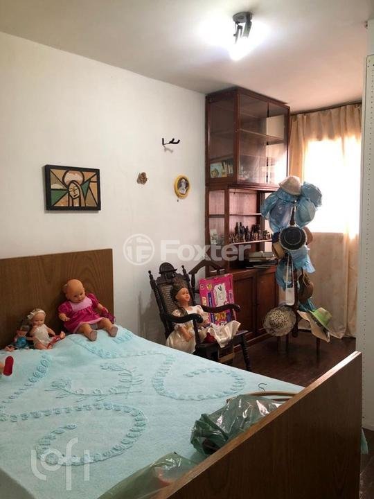 04756858
