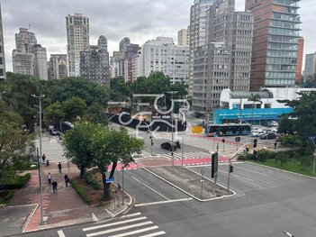 office em Rua Jerônimo da Veiga, Jardim Europa - São Paulo - SP