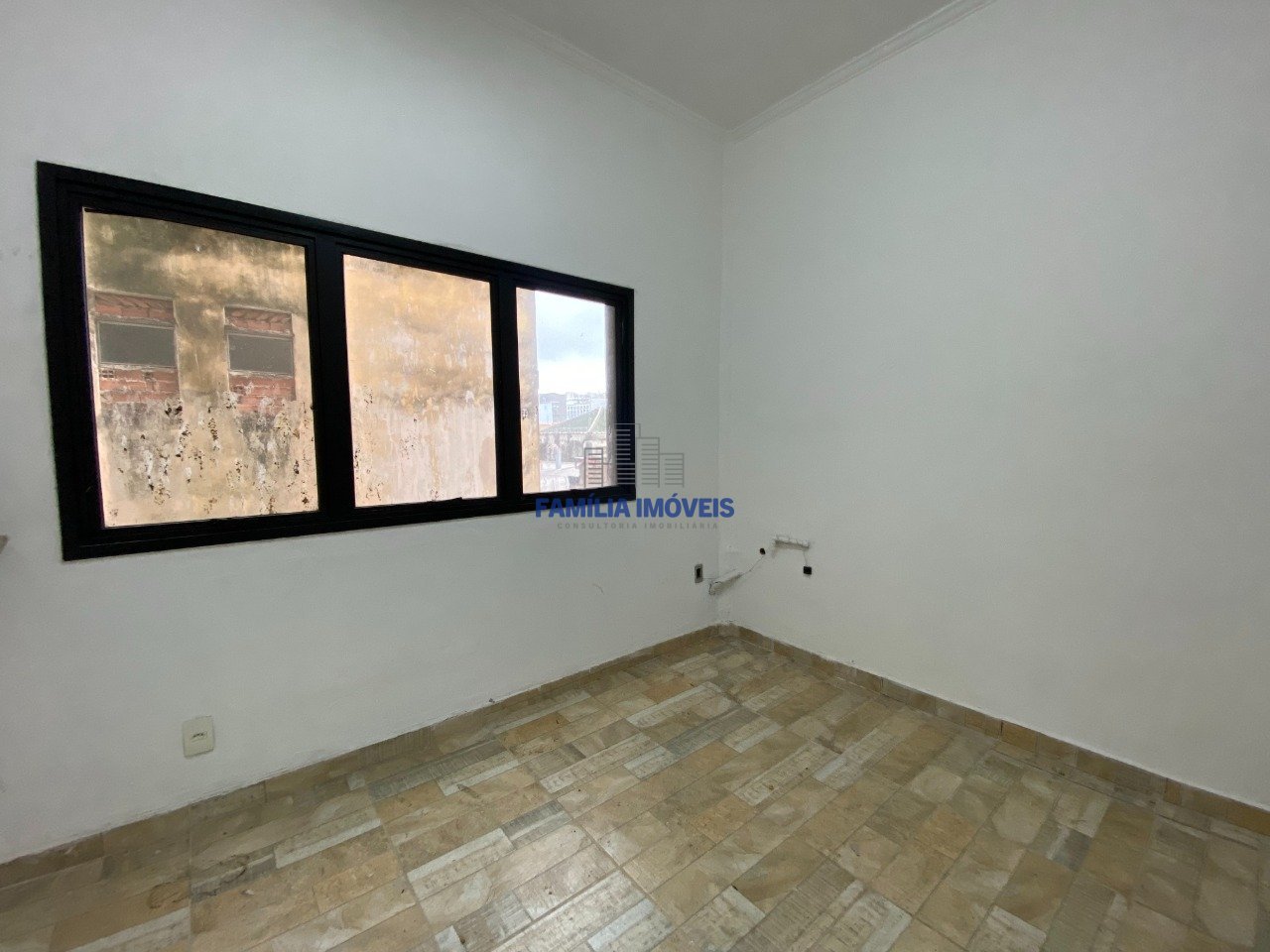 Alugar Sala comercial no Centro histórico de Santos SP