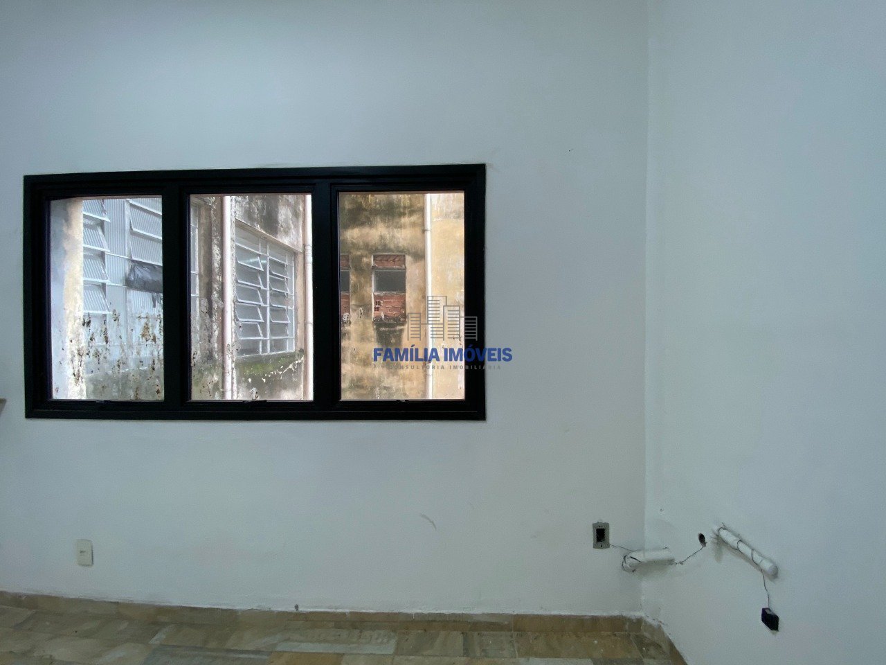 Alugar Sala comercial no Centro histórico de Santos SP