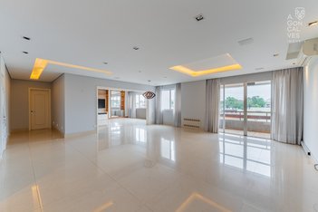 apartment em Avenida Visconde de Guarapuava, Batel - Curitiba - PR