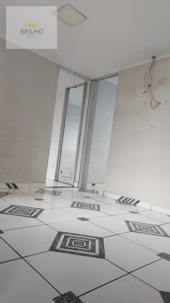 apartment em Avenida Presidente Tancredo de Almeida Neves, Conjunto Habitacional Presidente Castelo Branco - Carapicuíba - SP