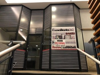 business em Doutor Nelson de Sa Earp, Centro - Petrópolis - RJ