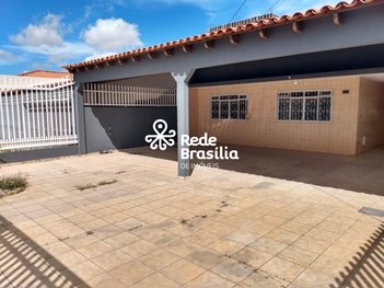 house em QSE 7, Taguatinga Centro (Taguatinga) - Brasília - DF