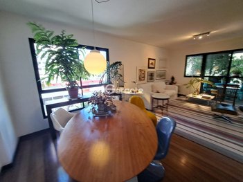 apartment em Rua Jandiatuba, Vila Andrade - São Paulo - SP