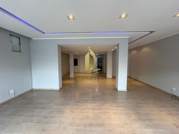 office em Avenida Doutor Antônio Barboza Filho, Jardim Francano - Franca - SP