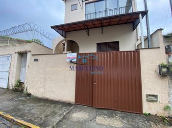 house em Rua Cônego Bulcão, Centro - Resende - RJ