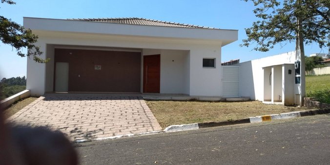 Cômodo Condomínio