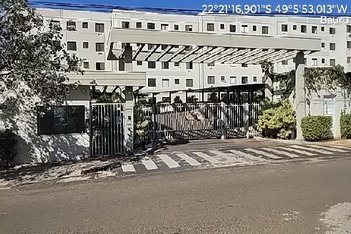 apartment em Rua Cyro Wenceslau, Jardim Ferraz - Bauru - SP